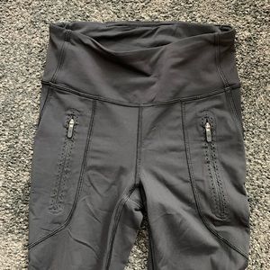 Lululemon Invigorate 7/8 Tight *25”
